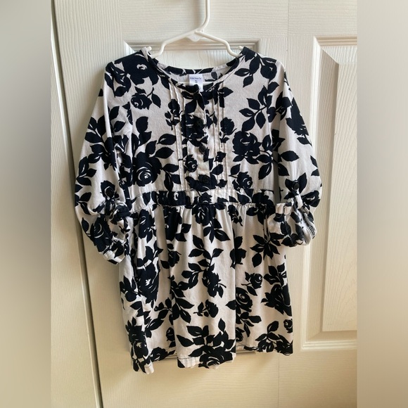 Bundle of girls dresses/tops size 5T (carters and old navy) - Picture 5 of 11